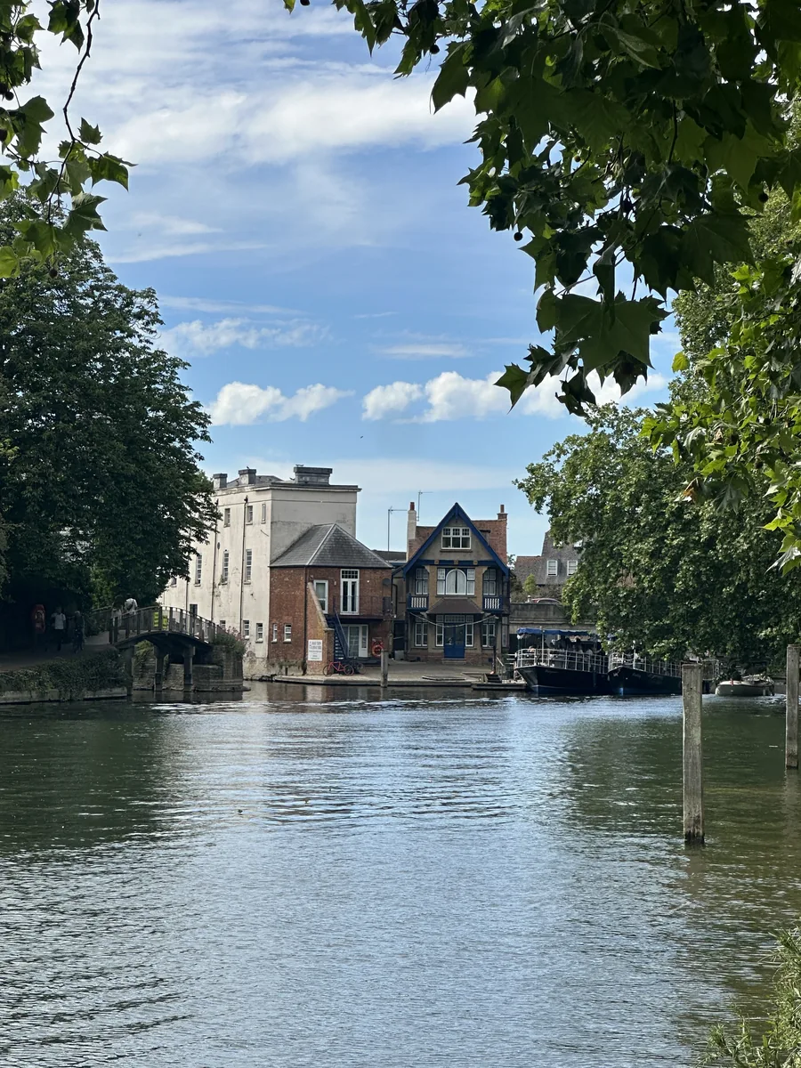 Folly Bridge seen from the river — the stone arches of 1825 over the Thames