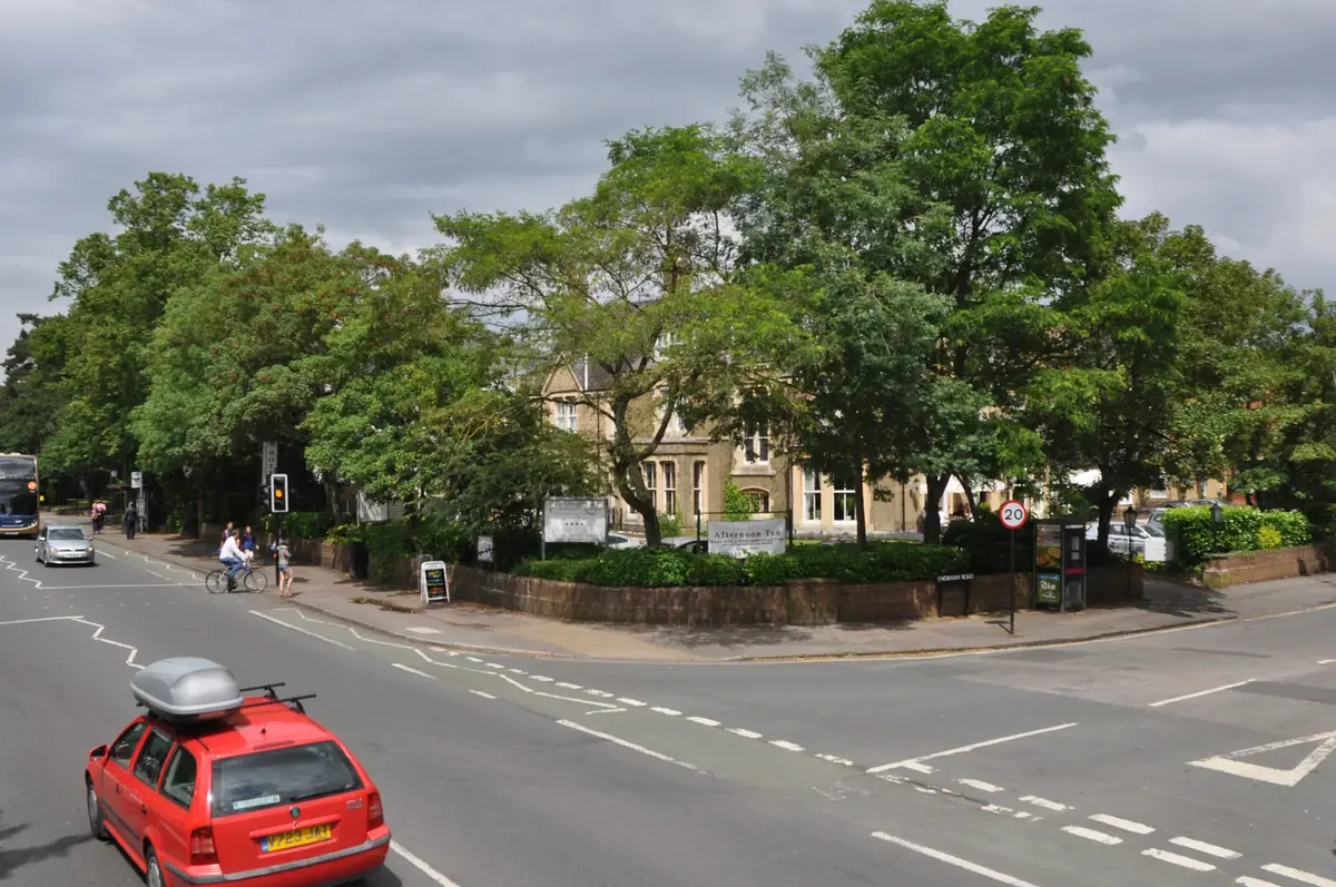 Banbury Road — street, North Oxford, Oxford
